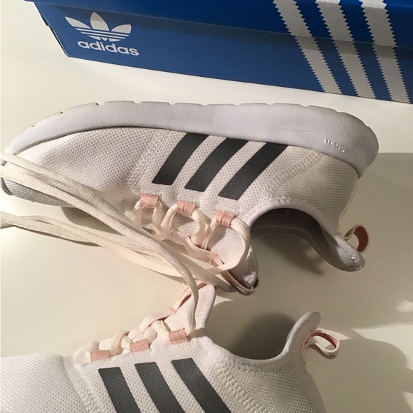 Adidas Cloud Samba - Picture 4 of 5